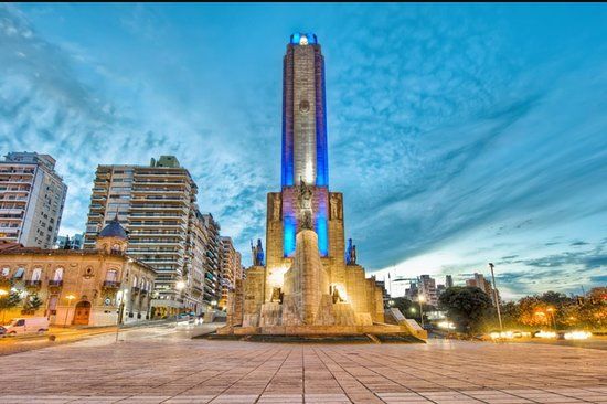 el Monumento Nacional a la Bandera
