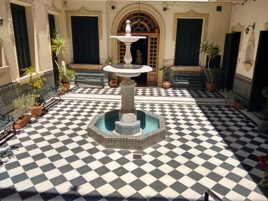 el Museo de Arte Decorativo Firma y Odilo Estévez