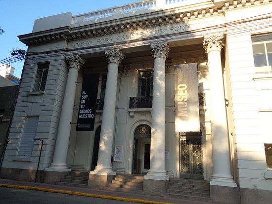 el Museo Provincial de Bellas Artes Rosa Galisteo de Rodríguez