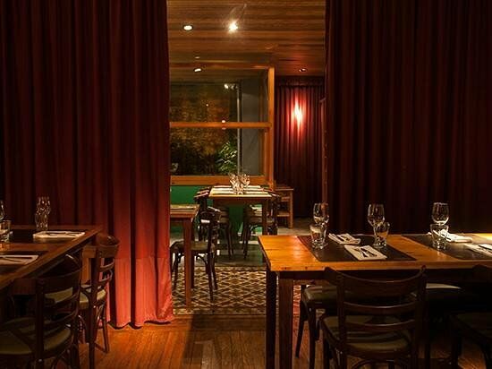 Refineria Parrilla Restaurant