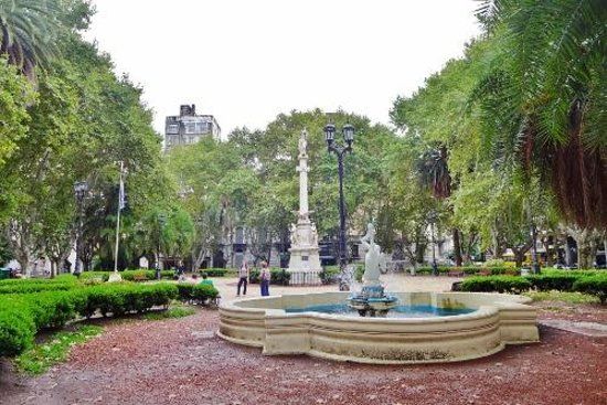 la Plaza 25 de Mayo