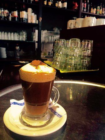 La Muestra Bar Café